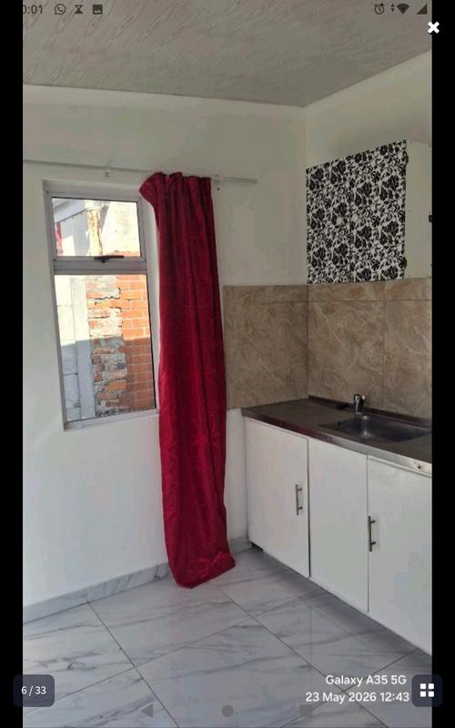 To Let 1 Bedroom Property for Rent in Ruyterwacht Western Cape